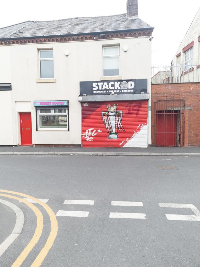 Villa L.F.C Townhouse In Anfield Liverpool Esterno foto